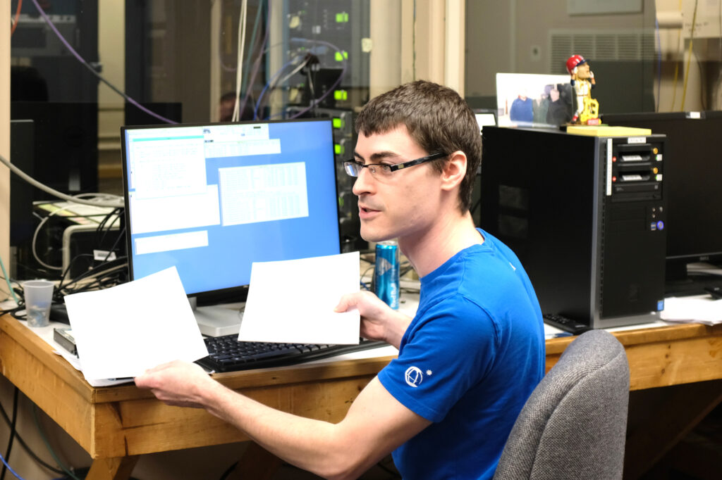 Haystack Senior Electro-Mechanical Technician Alex Burns teaches a class at Westford Radio Telescope